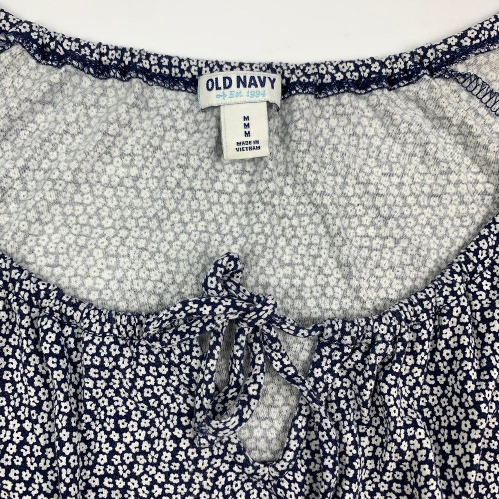 Old Navy Floral Print Blouse - Picture 3 of 6